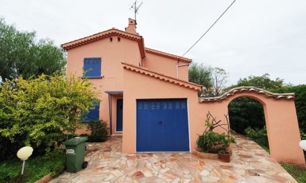 Protection et ravalement des façades d’une maison située à Toulon (83000)